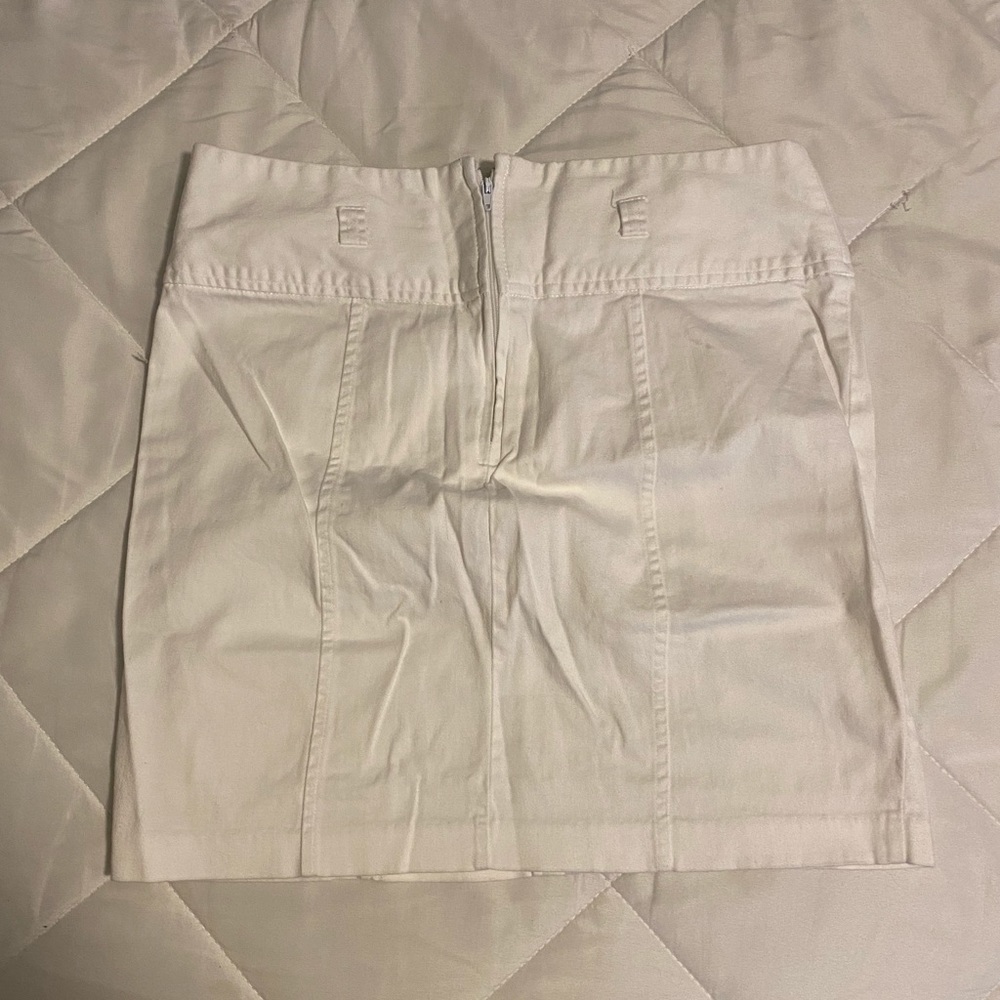 Mini skirt - Picture 2 of 2